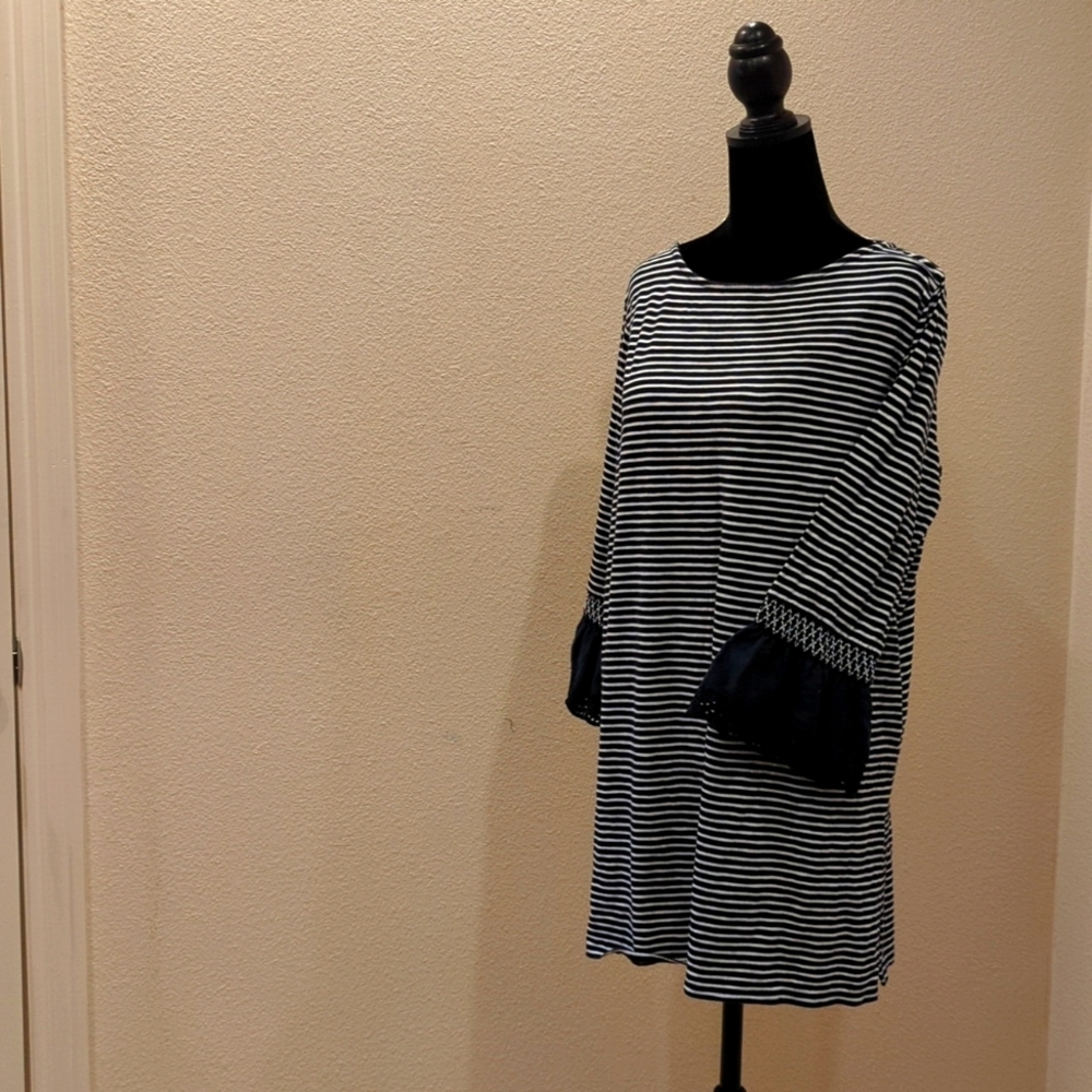 J. Jill Navy Tunic Top (Large)